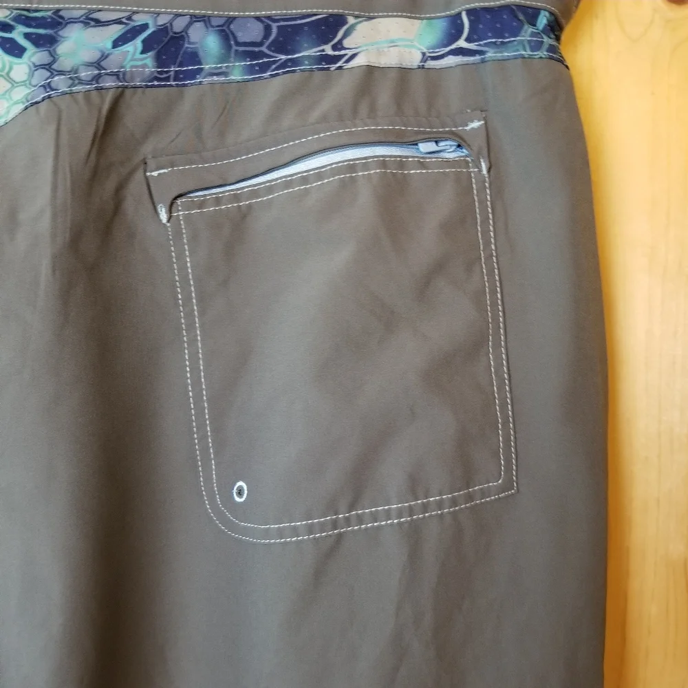 Huk Next Level Fishing Swimming Performance Boardshort NWT